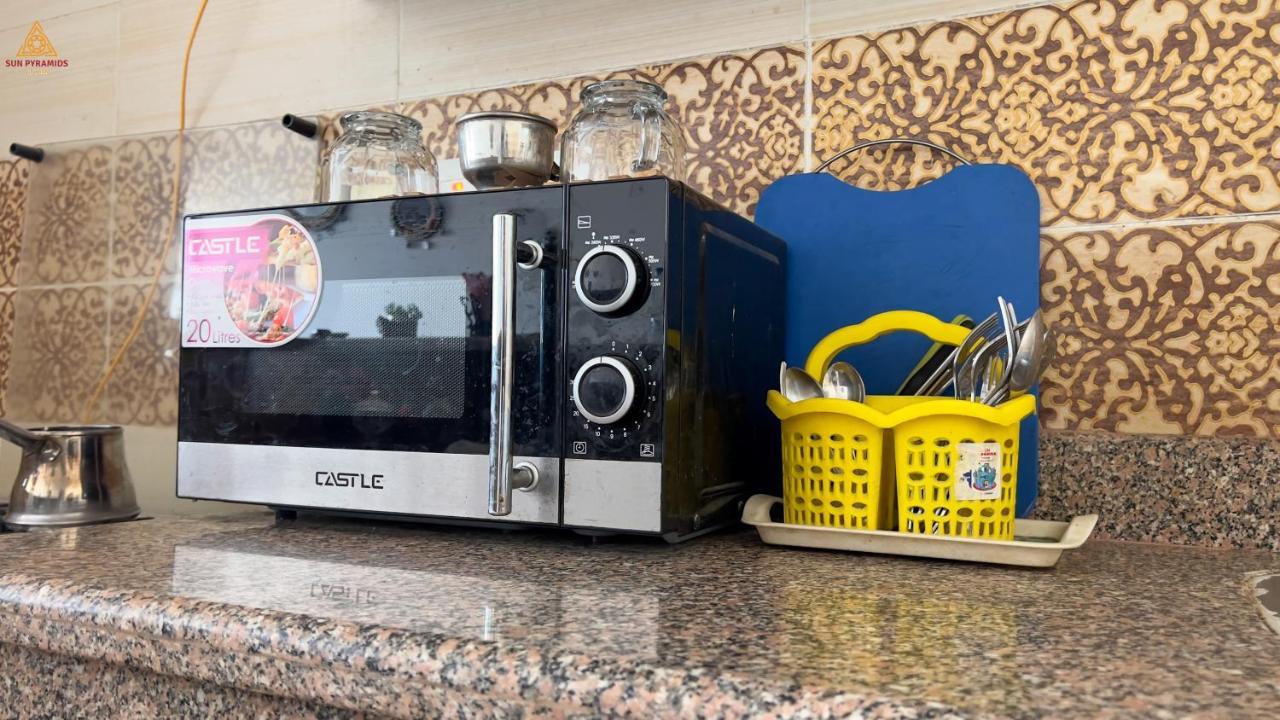 Full Pyramids View Apartment With Balcony For 8 P Kafret el-Gabal Εξωτερικό φωτογραφία