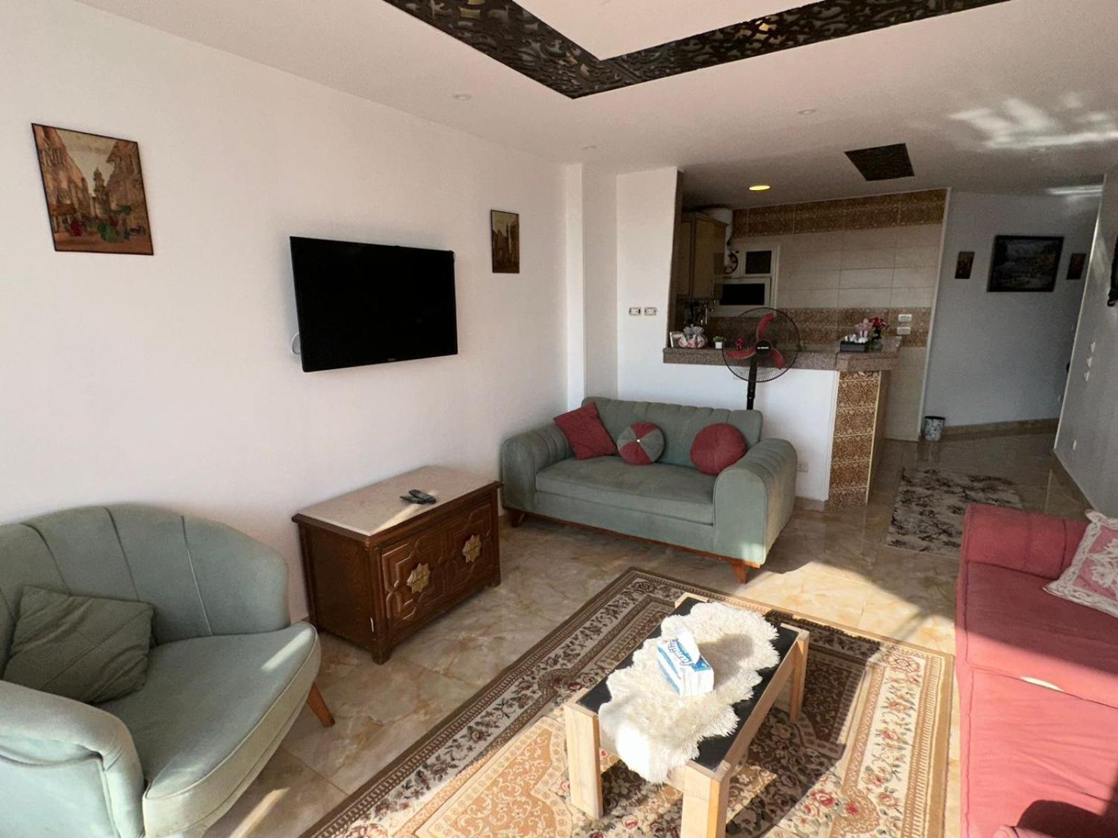 Full Pyramids View Apartment With Balcony For 8 P Kafret el-Gabal Εξωτερικό φωτογραφία