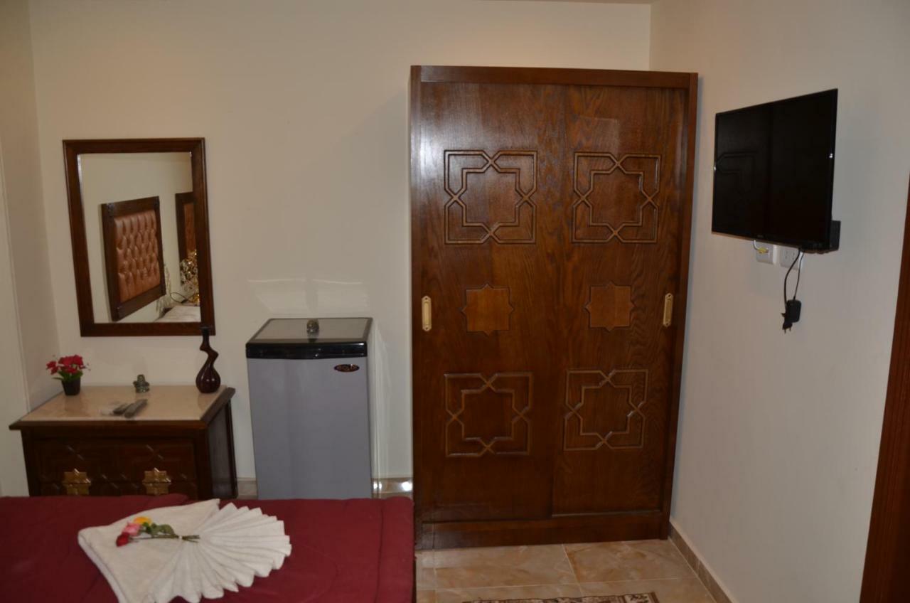 Full Pyramids View Apartment With Balcony For 8 P Kafret el-Gabal Εξωτερικό φωτογραφία
